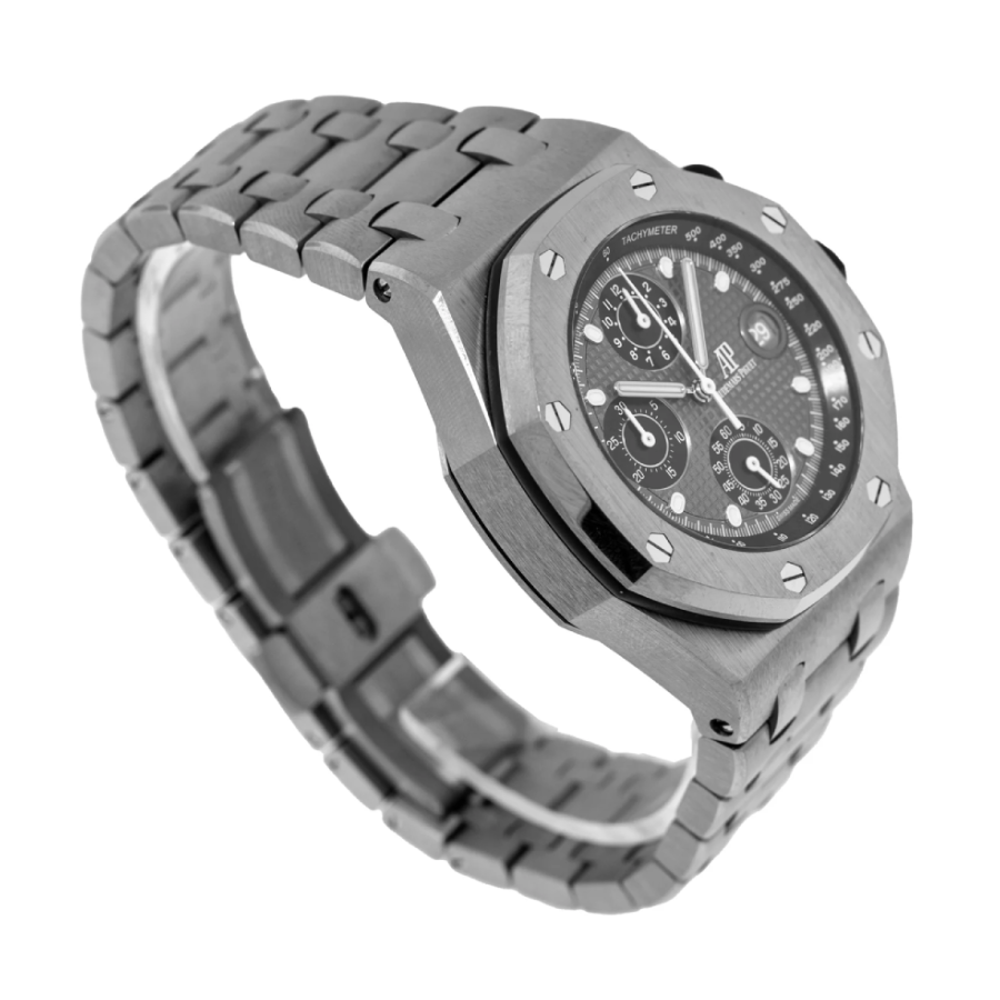Alternative view of Audemars Piguet Royal Oak Offshore 26238 ??Flyback??