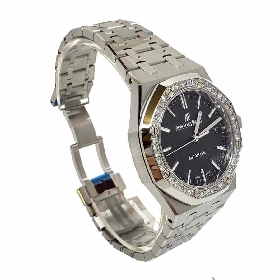 Alternative view of Audemars Piguet Royal Oak 15451ST ??Diamond Bezel Silver Dial?? Ultra Fine Replica