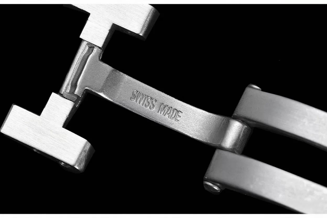 Tank Must 25.5MM White Dial On SS Bracelet K11F Quartz - Image 20