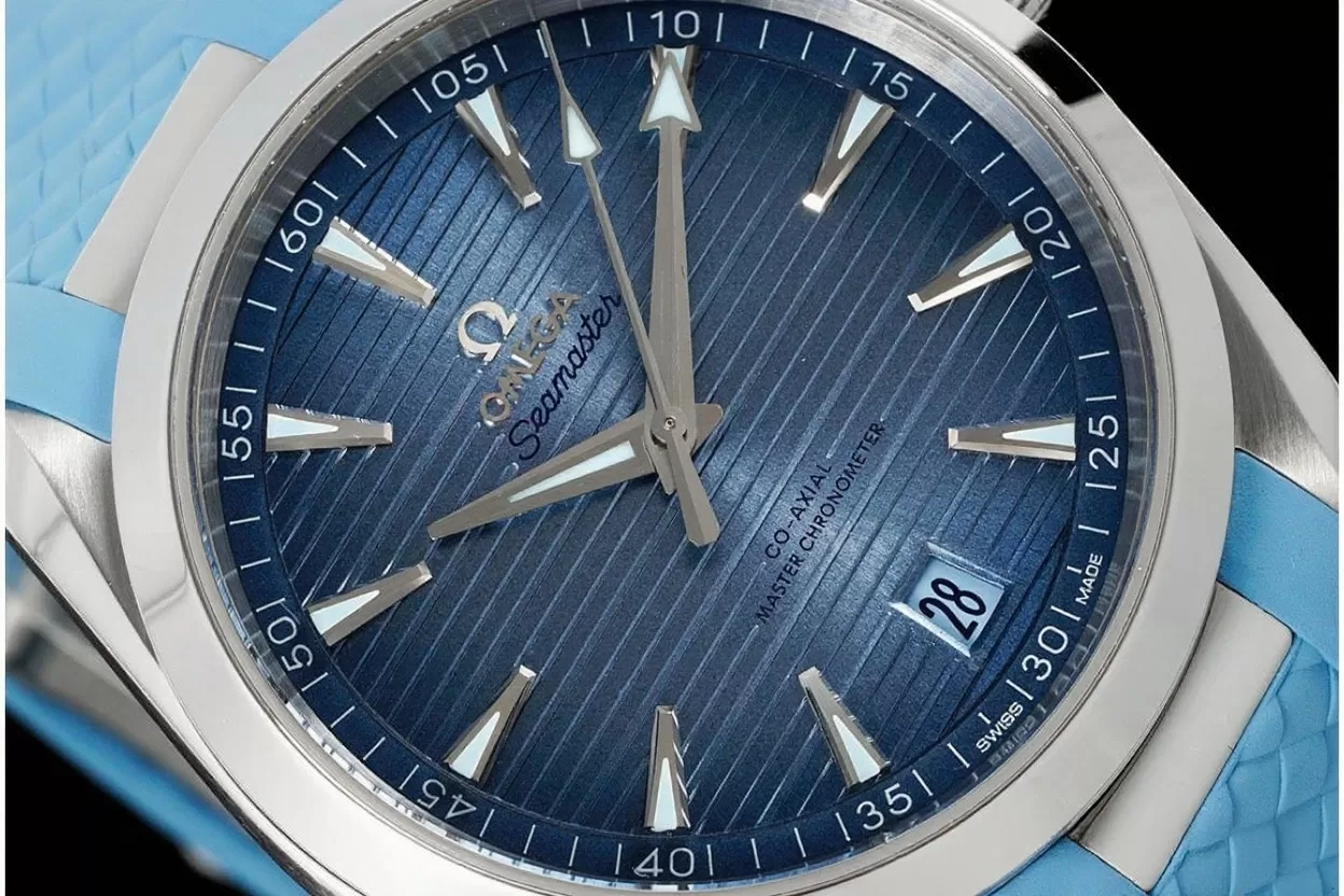 Aqua Terra 150m 41mm SS/RU Dark Blue Dial VSF A8900 - Image 4