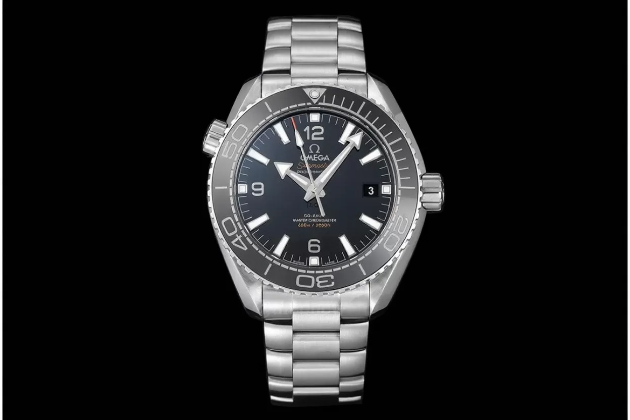 Alternative view of Planet Ocean 600M 43.5mm SS/SS Black VSF A8900 Super Clone