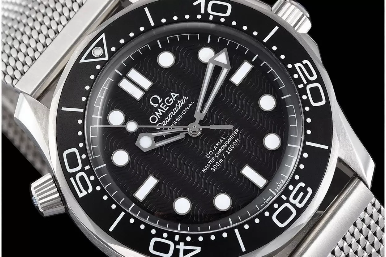 Seamaster 300m 2025 42mm SS/SS Black Dial VSF A8806 - Image 3