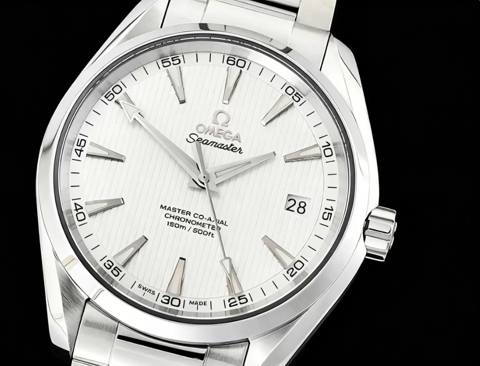 Aqua Terra 150m 41mm SS/SS White VSF A8500