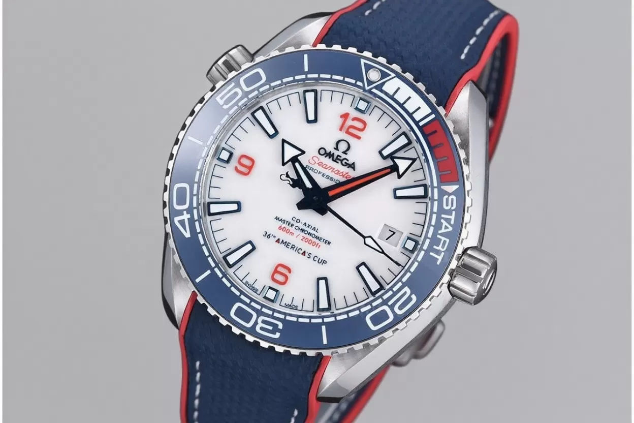 Planet Ocean 43.5mm America's Cup SS/RU White VSF A8900