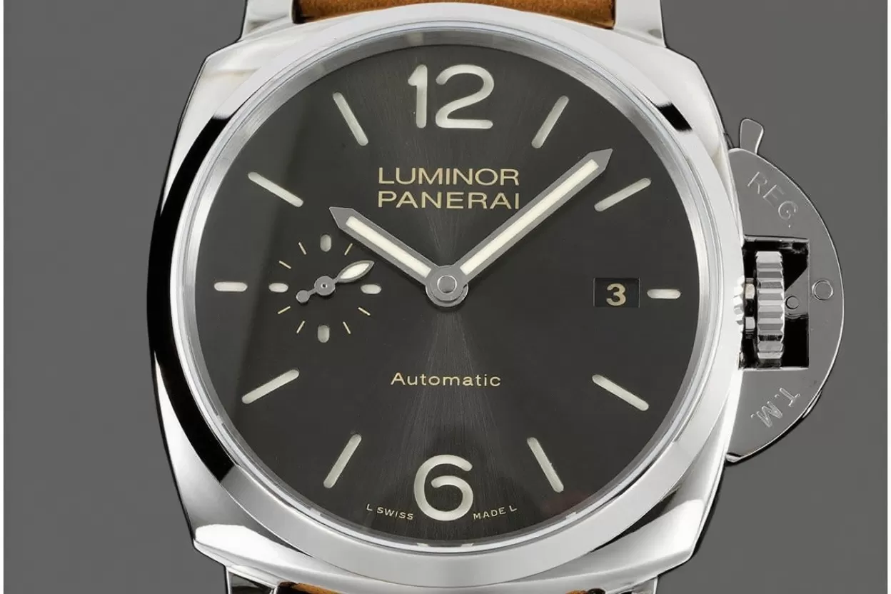 Alternative view of Luminor Due PAM904 42mm Date SS/LE Grey VSF Asia XXXIV