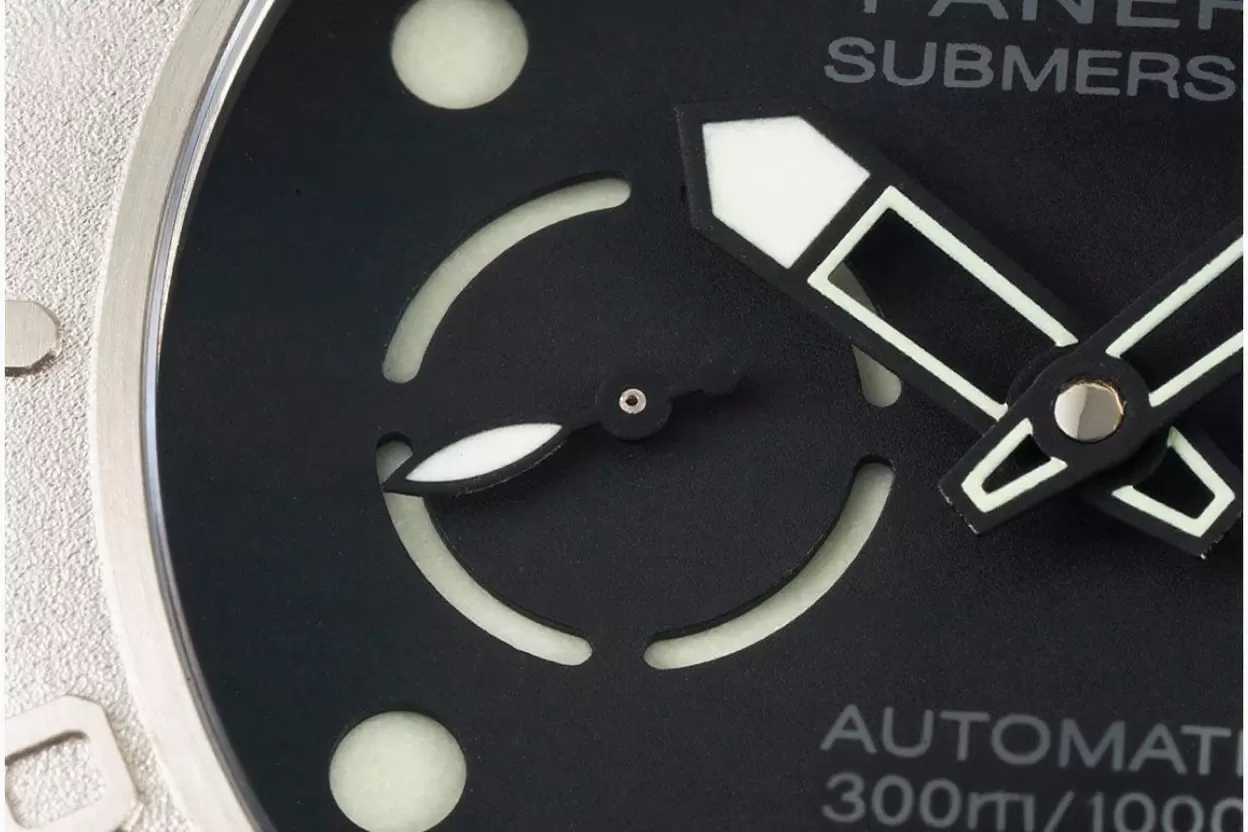Submersible PAM984 Mike Horn 47mm TI/NY Black Dial VSF P9010 - Image 5