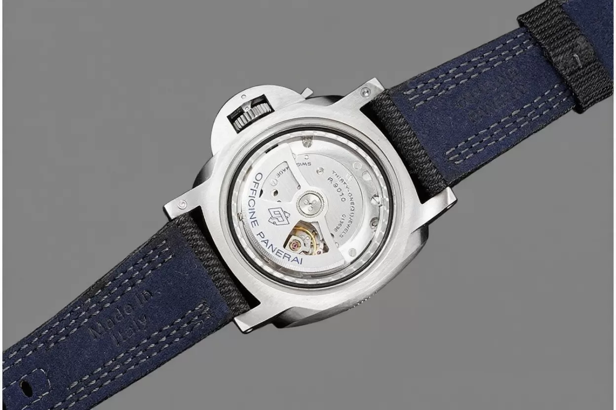 Submersible PAM984 Mike Horn 47mm TI/NY Black Dial VSF P9010 - Image 12