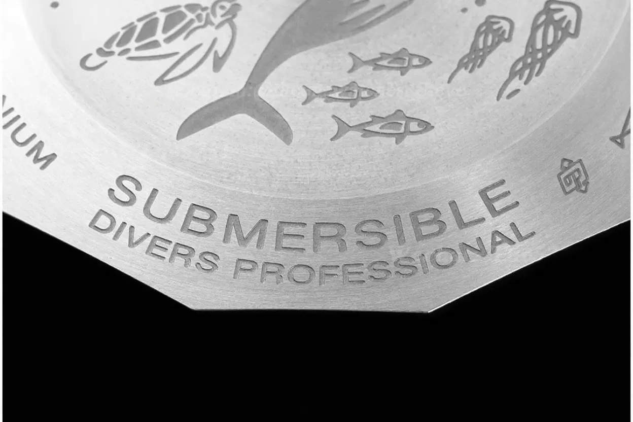 Submersible PAM984 Mike Horn 47mm TI/NY Black Dial VSF P9010 - Image 18