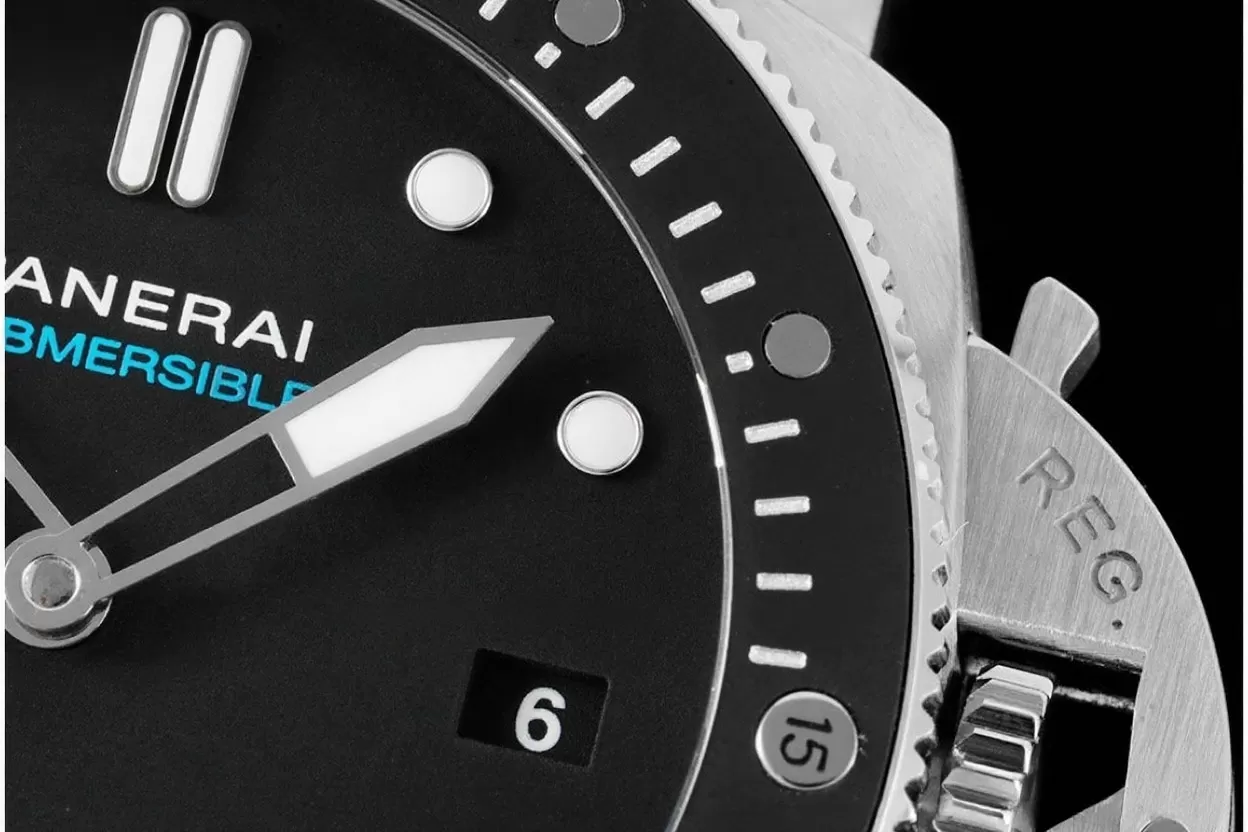 PAM683 Submersible 42mm SS/RU Black VSF P900 - Image 5