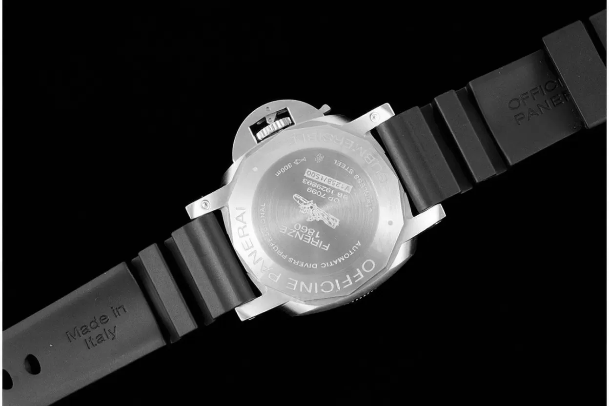 PAM683 Submersible 42mm SS/RU Black VSF P900 - Image 8