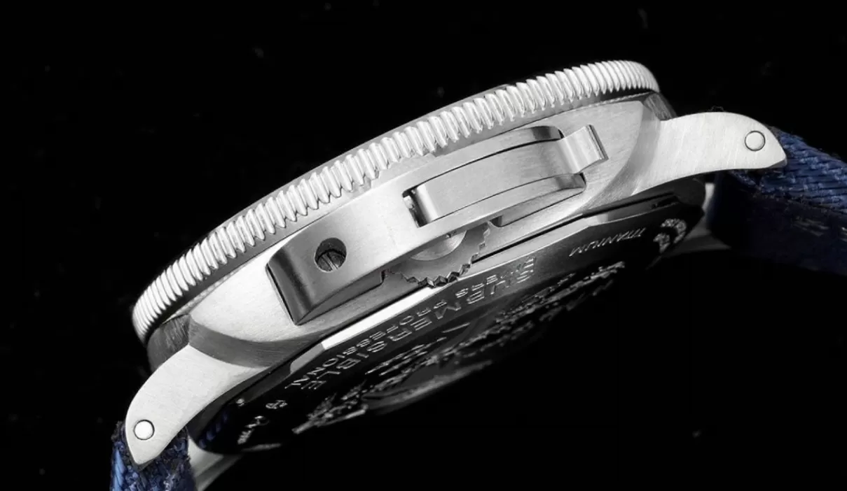 Submersible PAM985 Mike Horn 47mm TI/NY Black Dial VSF P9010 - Image 9