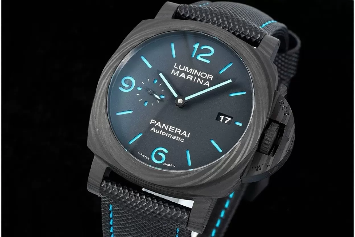 PAM1661 Lum. Carbotech Auto 44mm FC/NY VSF P9010