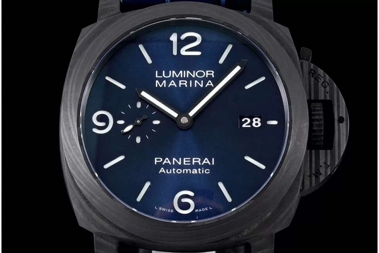 Alternative view of Luminor Marina PAM1664 44mm FC/LE VSF P9010