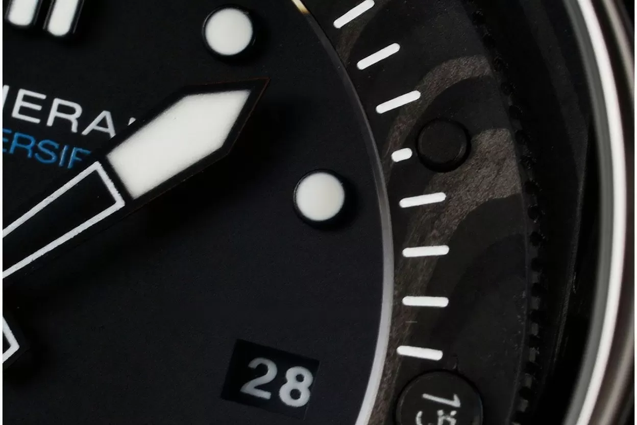 Submersible PAM2231 42MM Carbon/RU Black Dial VSF P900 - 图片 8