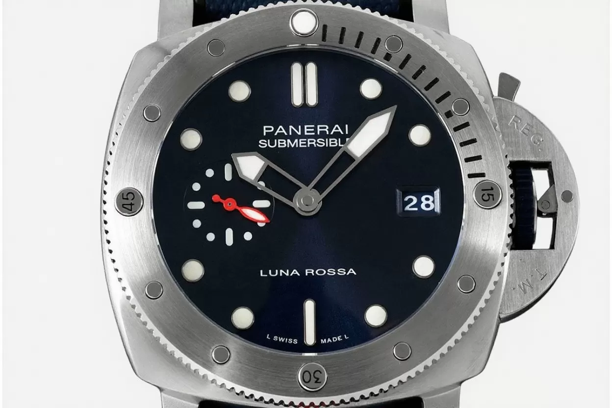 Alternative view of Submersible PAM1391 Luna Rossa 44mm SS/RU Blue Dial VSF P900