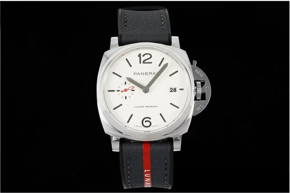Luminor Due PAM1381 Luna Rossa 42mm SS/RU White Dial VSF P900