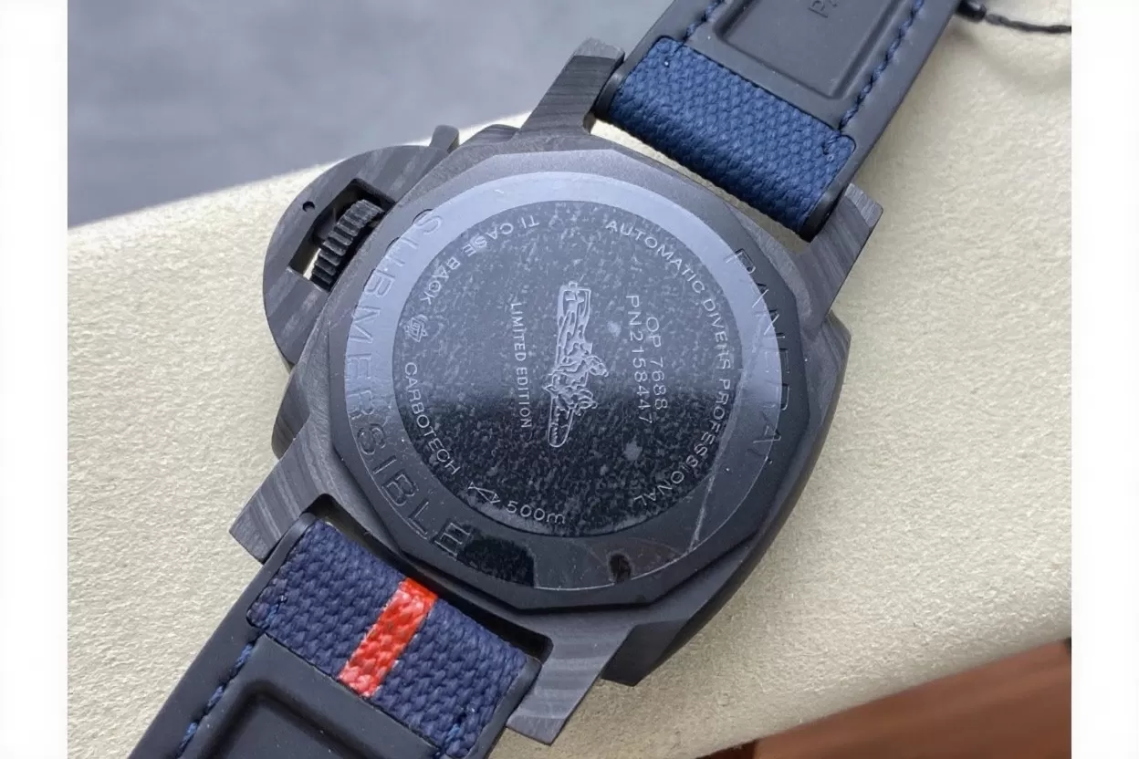 Submersible PAM1563 42mm Carbon/NY Blue Dial VSF P900 - Image 7