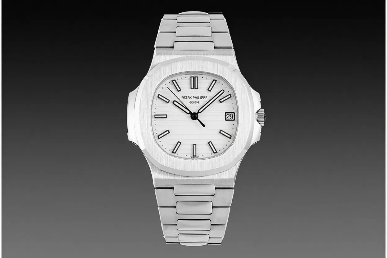 Alternative view of Nautilus 5711 40mm SS/SS White/Stk 3KF A324