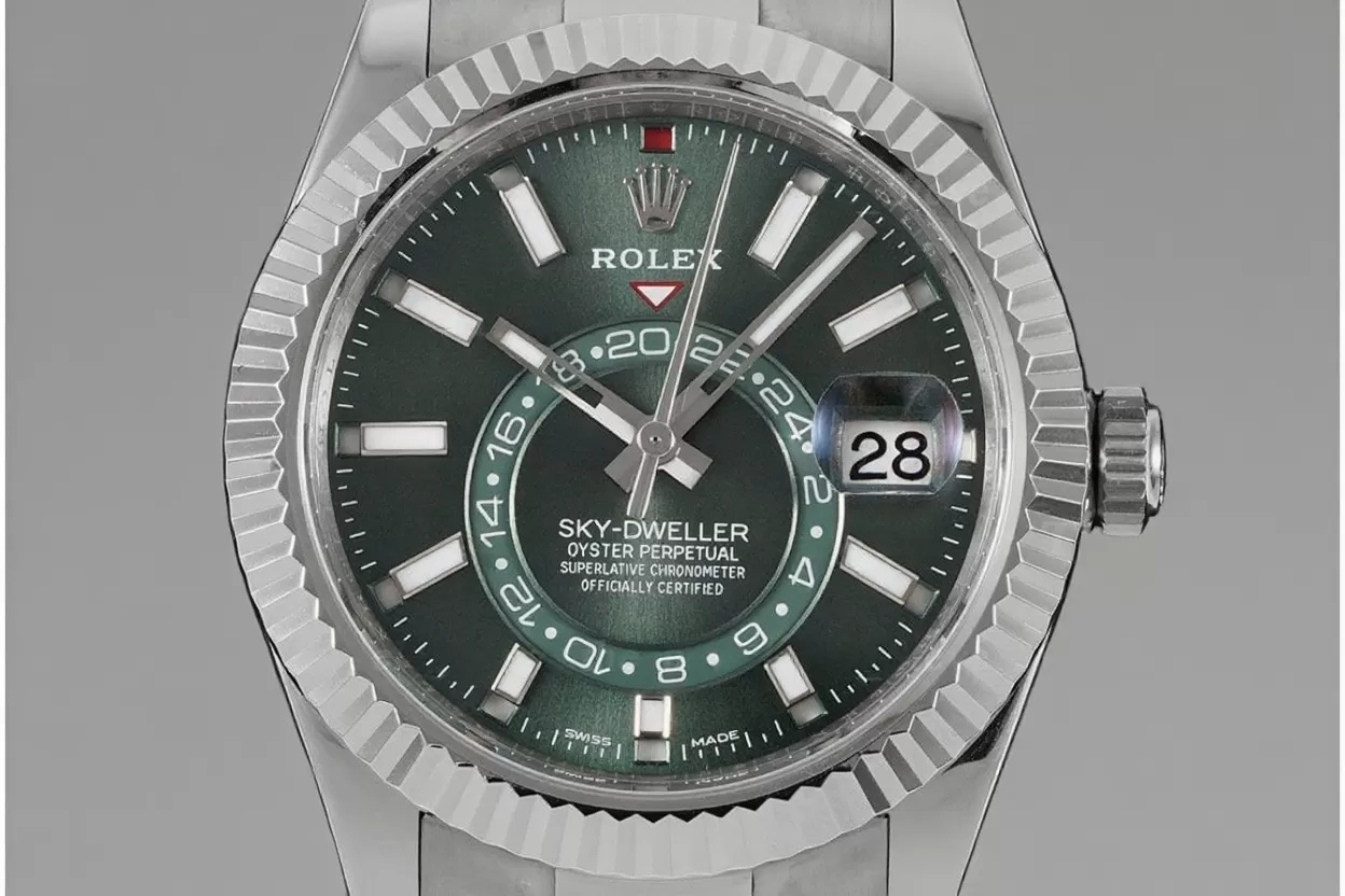 Alternative view of SkyDweller 326934 42mm Oys SS/SS Green Dial ZF A2824