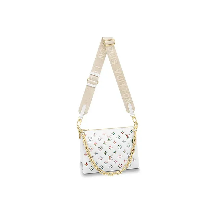 Louis Vuitton Coussin PM M21209