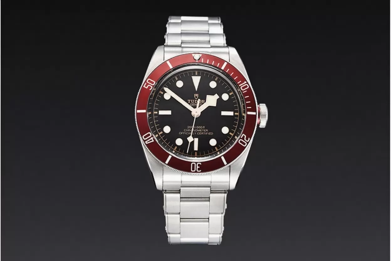 Alternative view of Heritage Black Bay Shield 41mm SS/SS Red/Blk ZF Asia 2824
