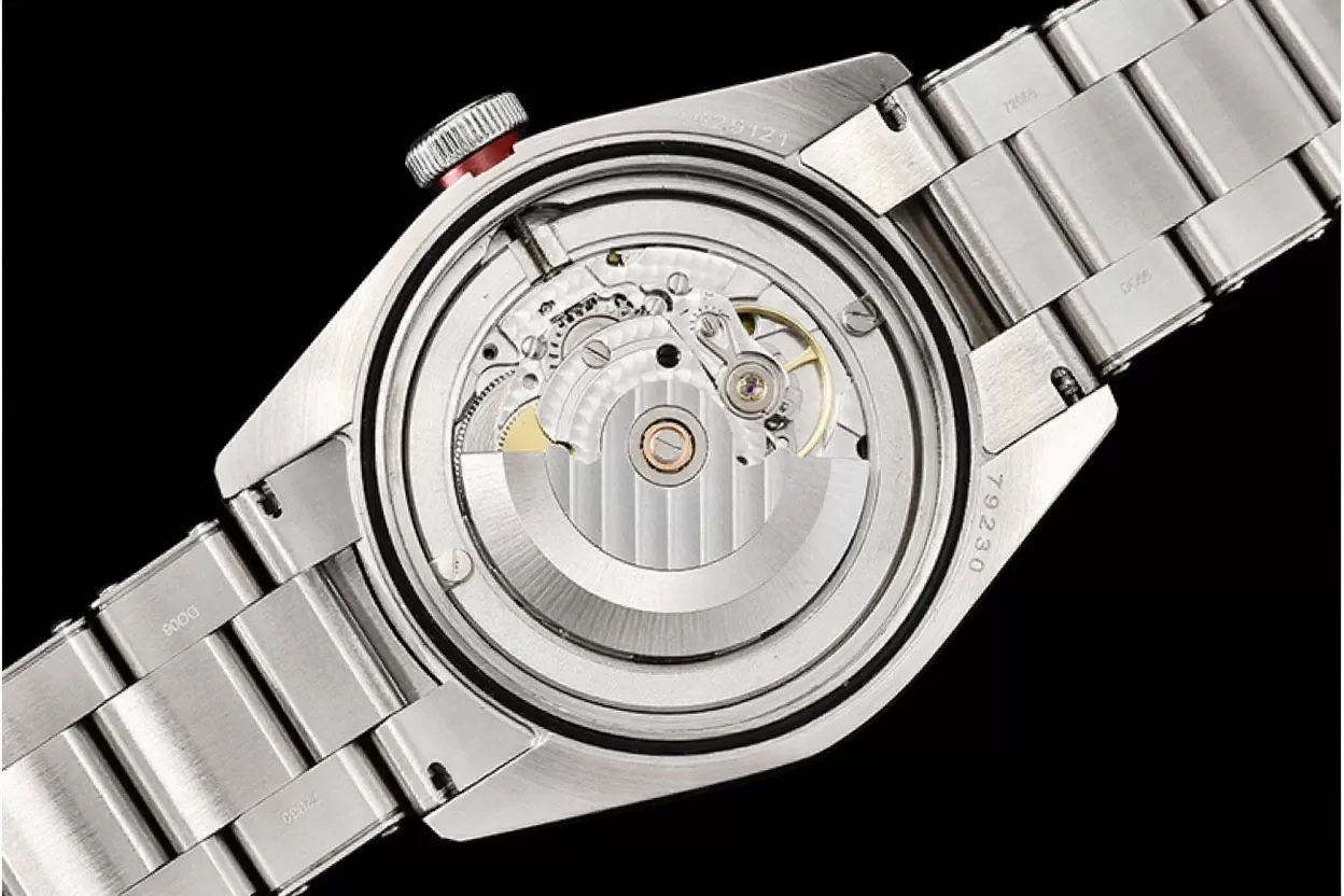 Heritage Black Bay Shield 41mm SS/SS Red/Blk ZF Asia 2824 - Image 7