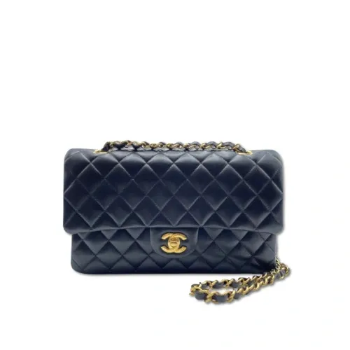 CHANEL Classic 11.12 Handbag Medium Lambskin A01112