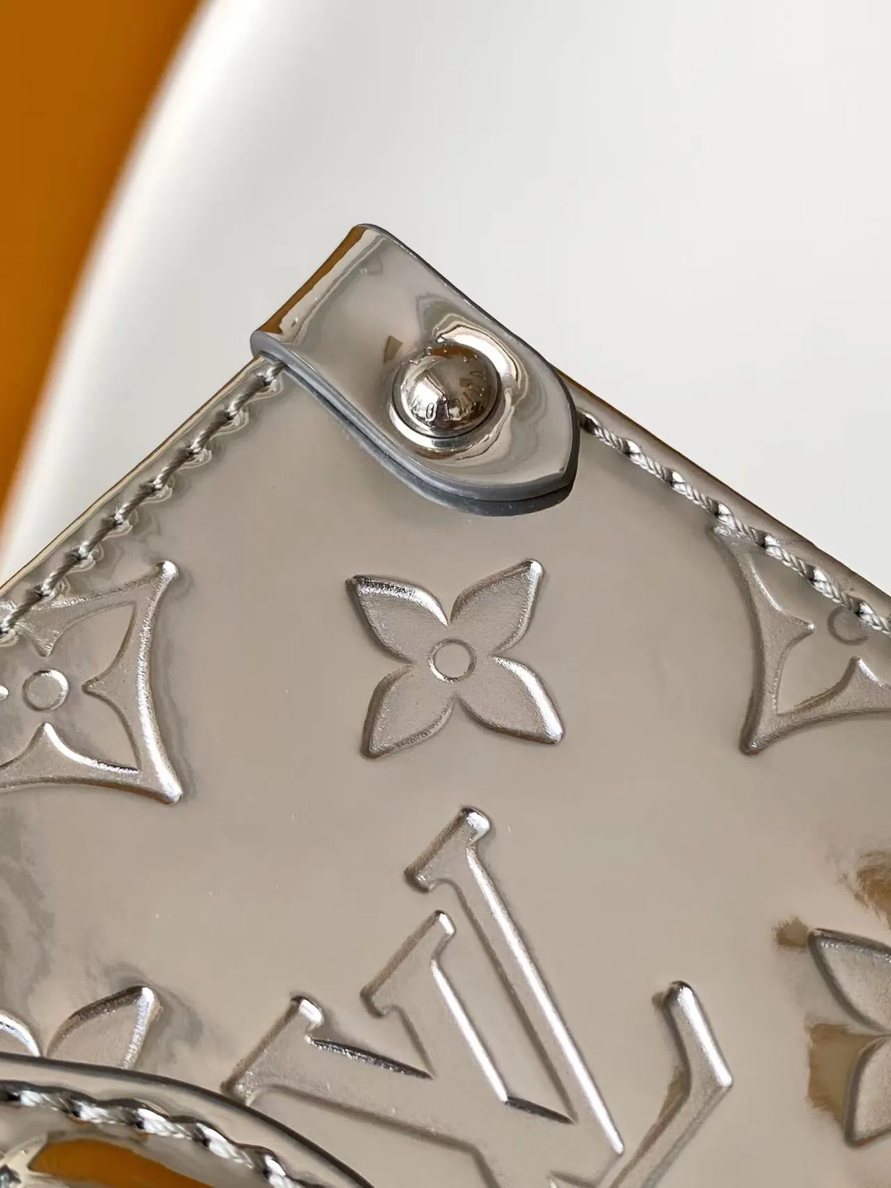 Louis Vuitton OnTheGo PM M26373 - 图片 9