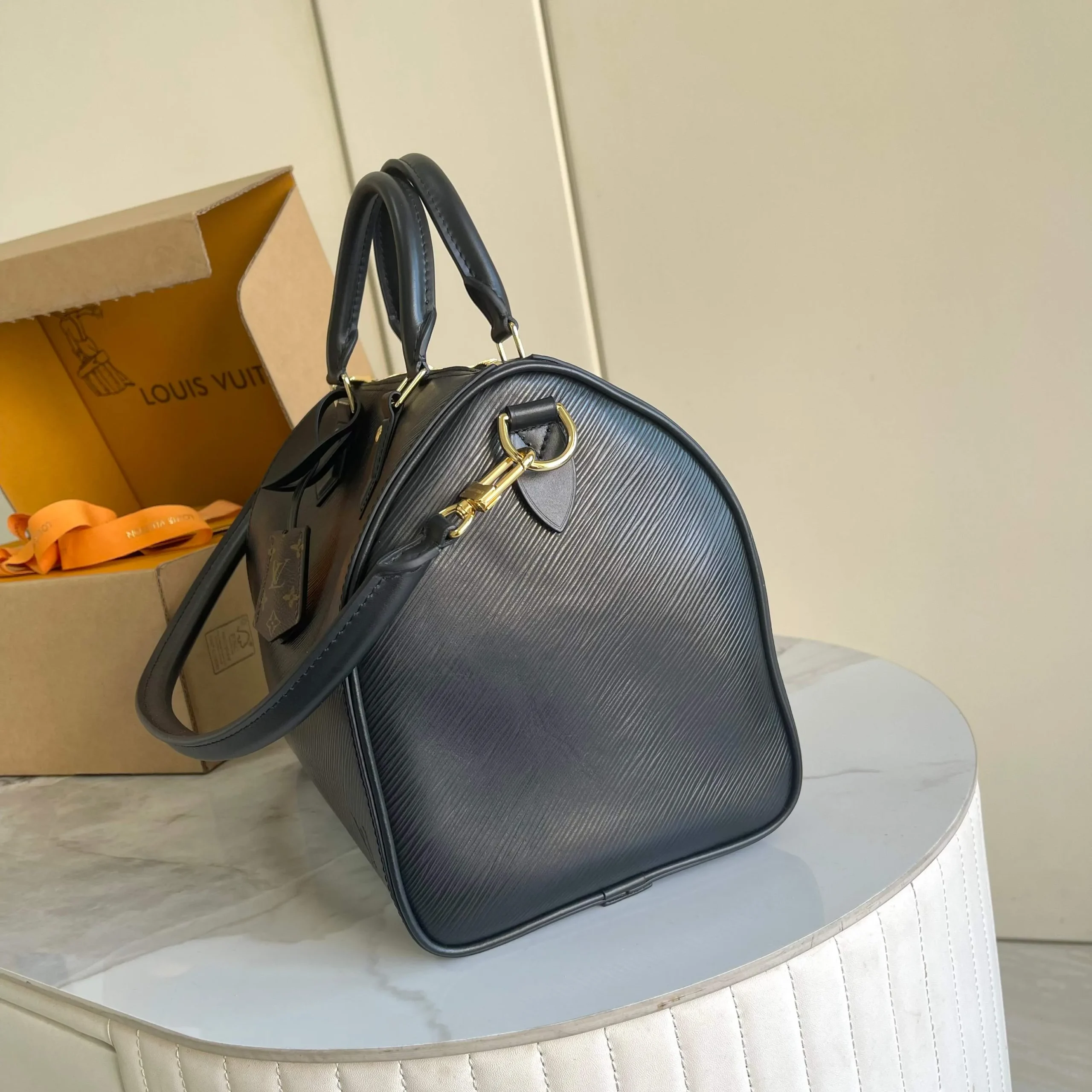 Louis Vuitton Speedy Soft 30 M25671 - Image 5
