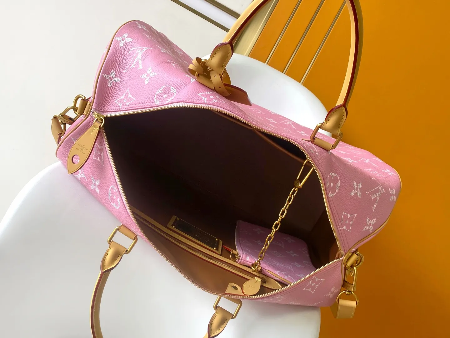 Alternative view of Louis Vuitton Speedy P9 Bandouli??re 50 M13927