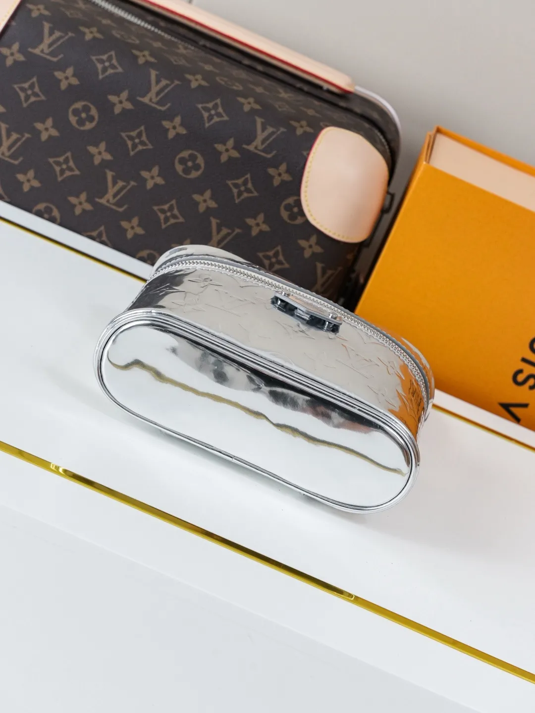 Louis Vuitton Vanity Chain Pouch M26097 - 图片 5