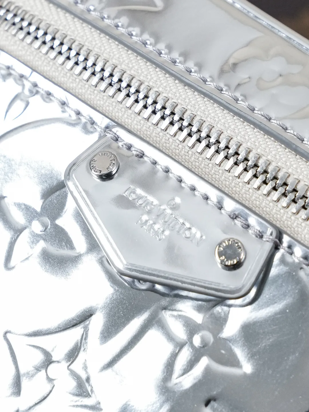 Louis Vuitton Vanity Chain Pouch M26097 - 图片 8