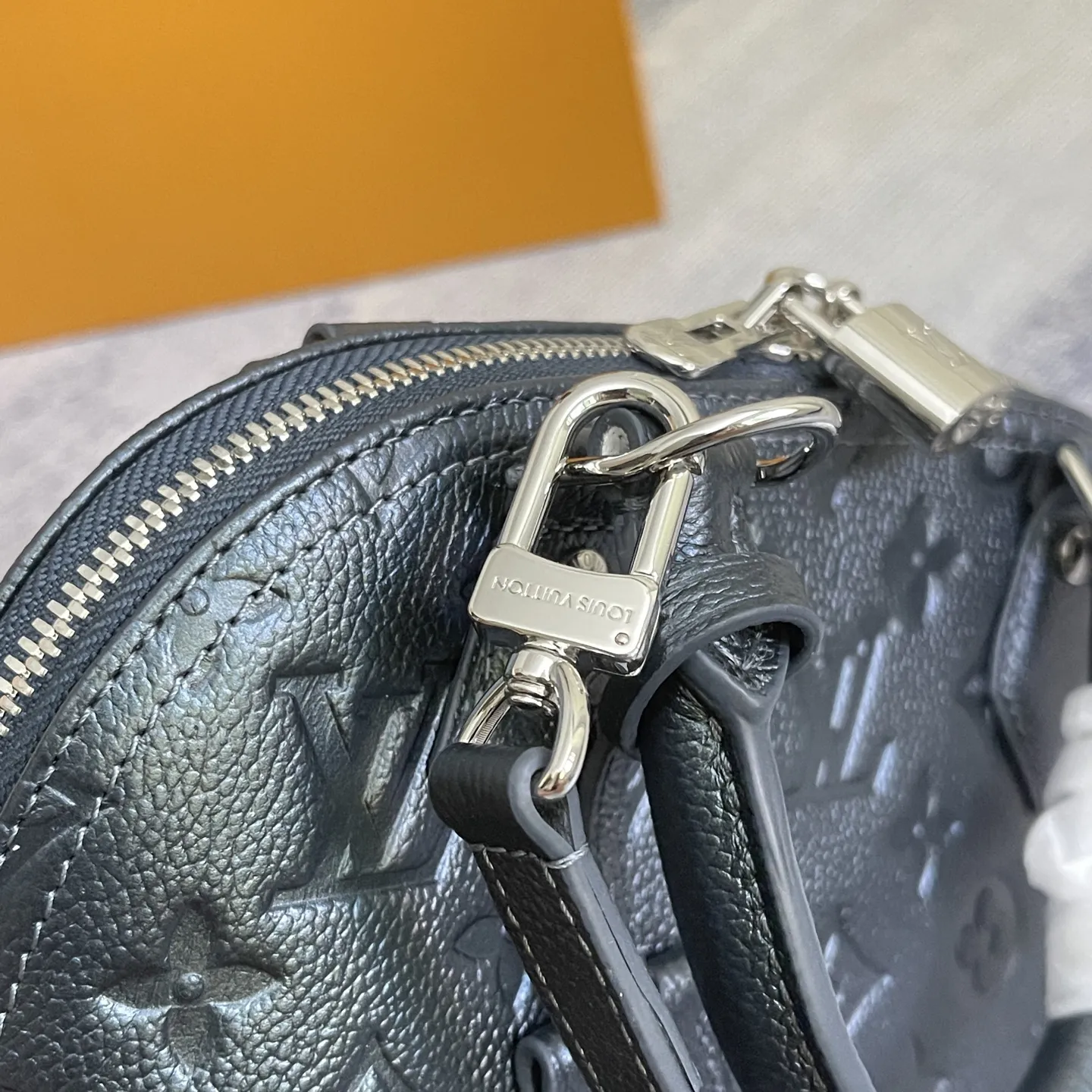 Louis Vuitton Alma BB Bag M26686 - 图片 8