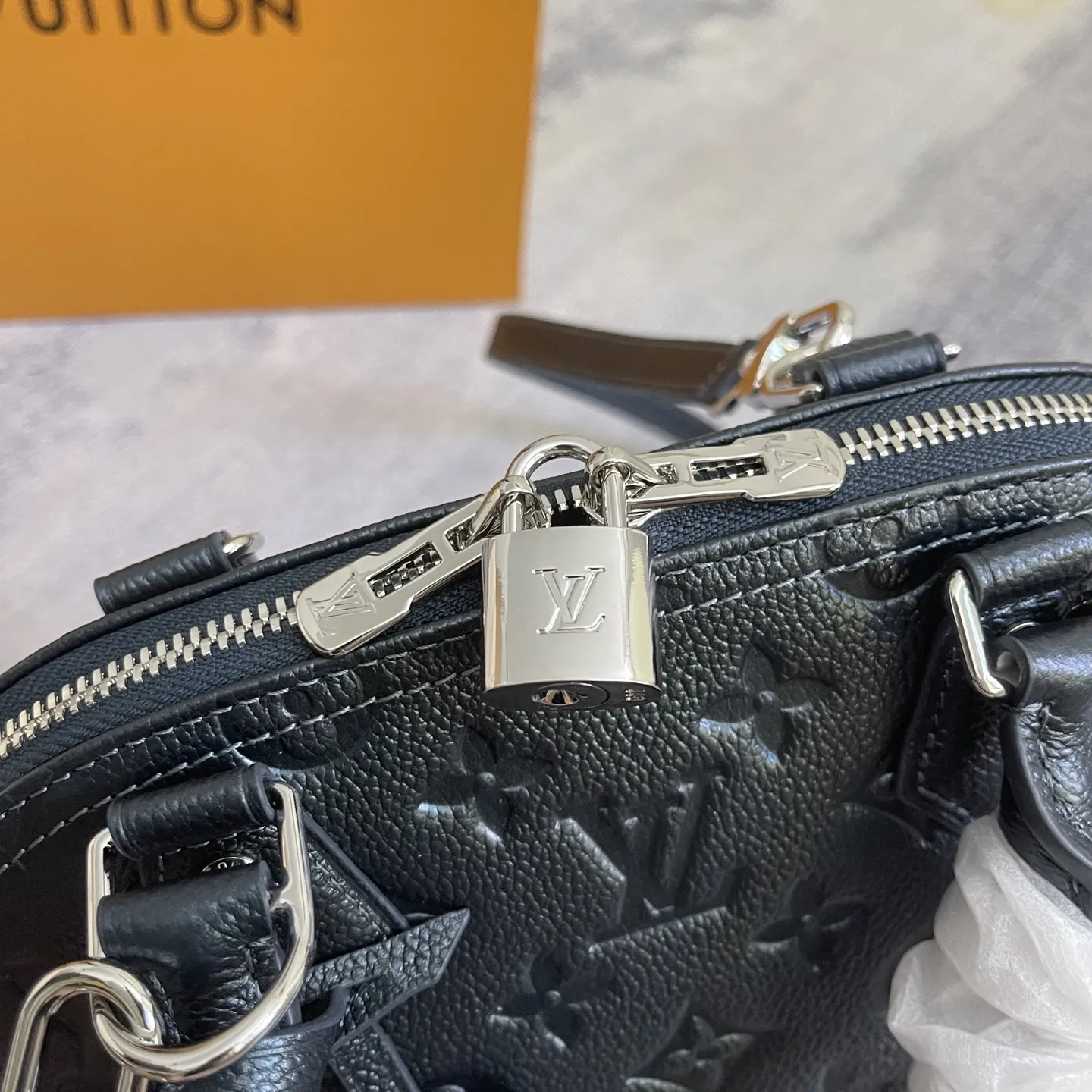 Louis Vuitton Alma BB Bag M26686 - 图片 10