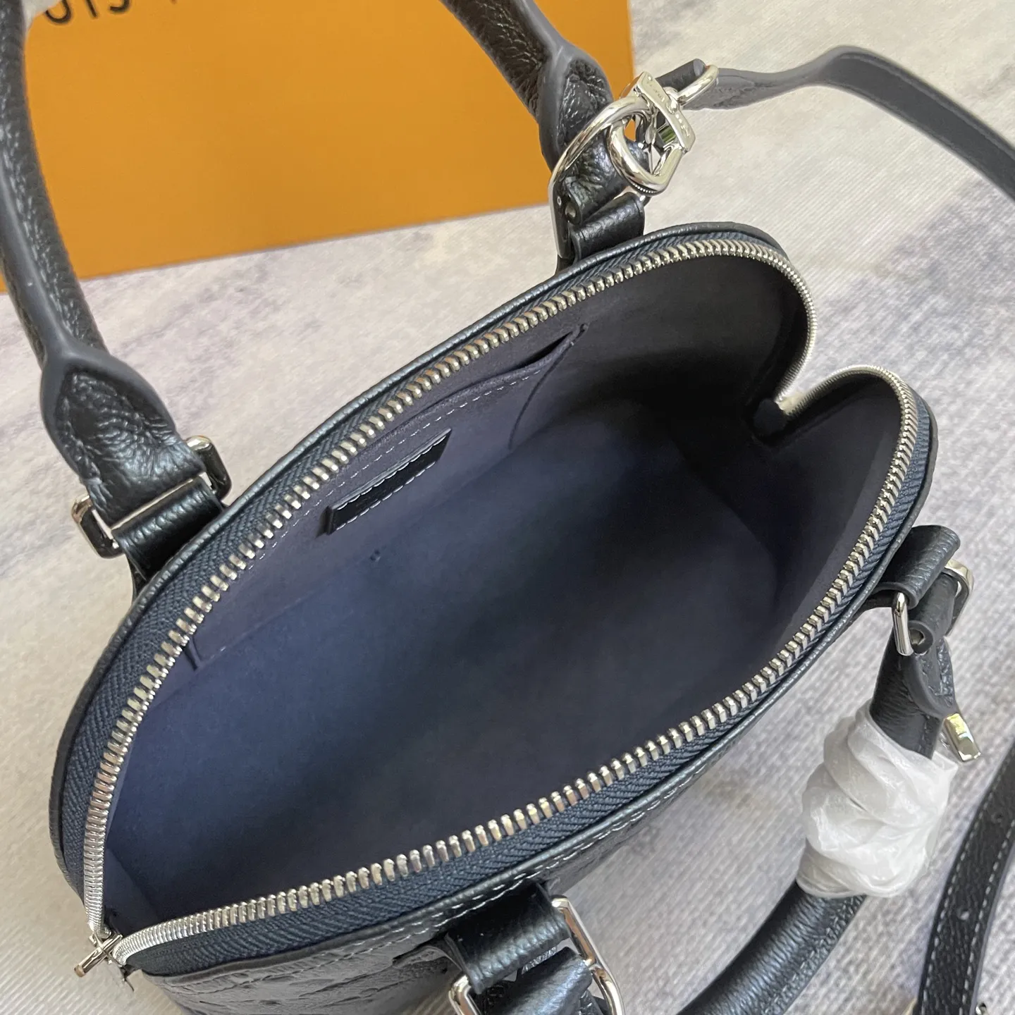 Louis Vuitton Alma BB Bag M26686 - 图片 11