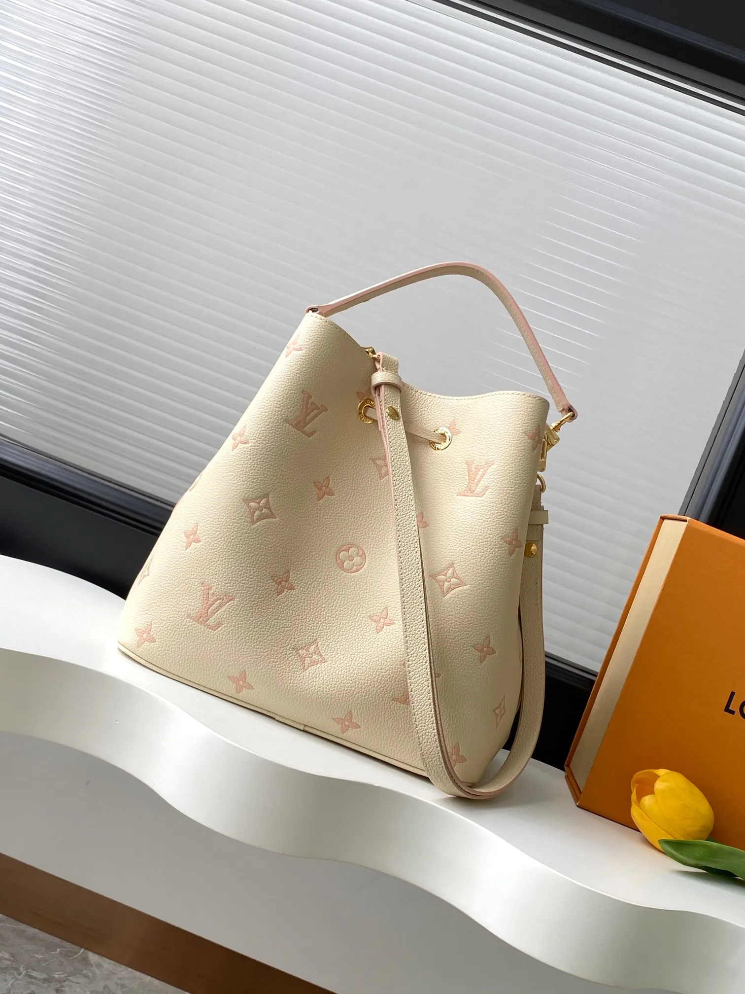 Louis Vuitton NéoNoé MM M14401 - Image 7