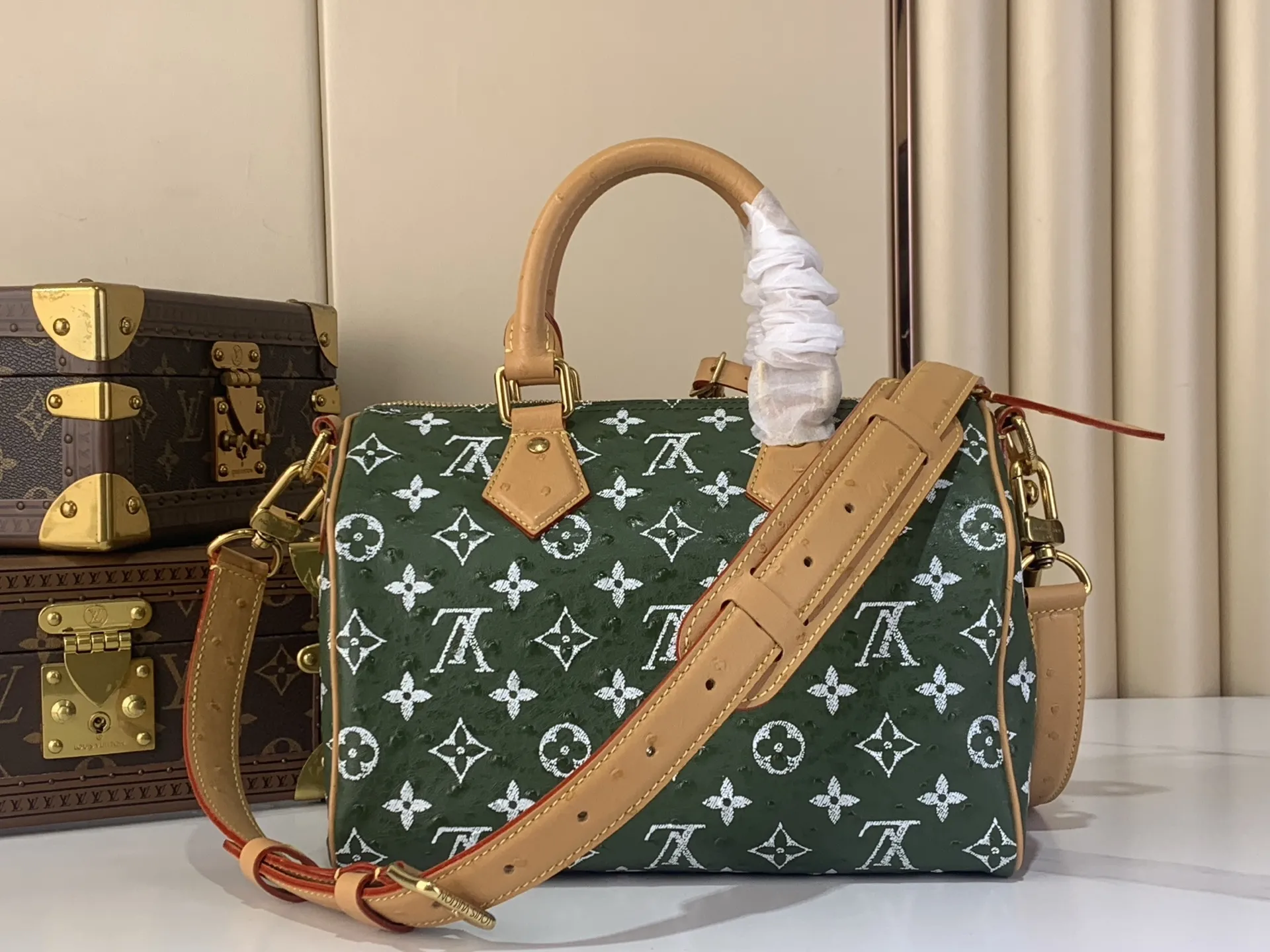 Louis Vuitton Speedy P9 Bandouli??re 25 Monogram Ostrich-Embossed Cowhide M24437 - 图片 5