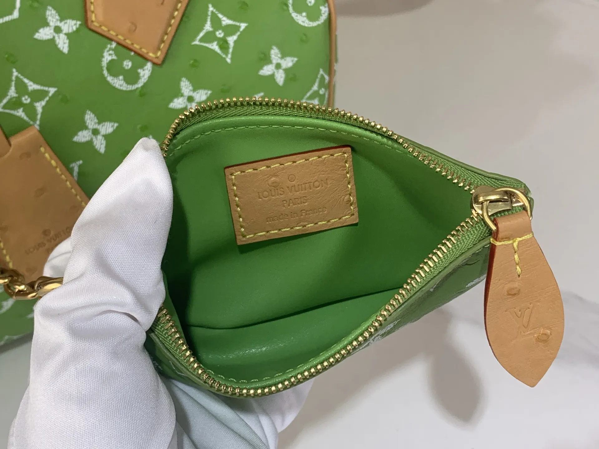 Louis Vuitton Speedy P9 Bandouli??re 25 Monogram Ostrich-Embossed Cowhide M24437 - Image 7