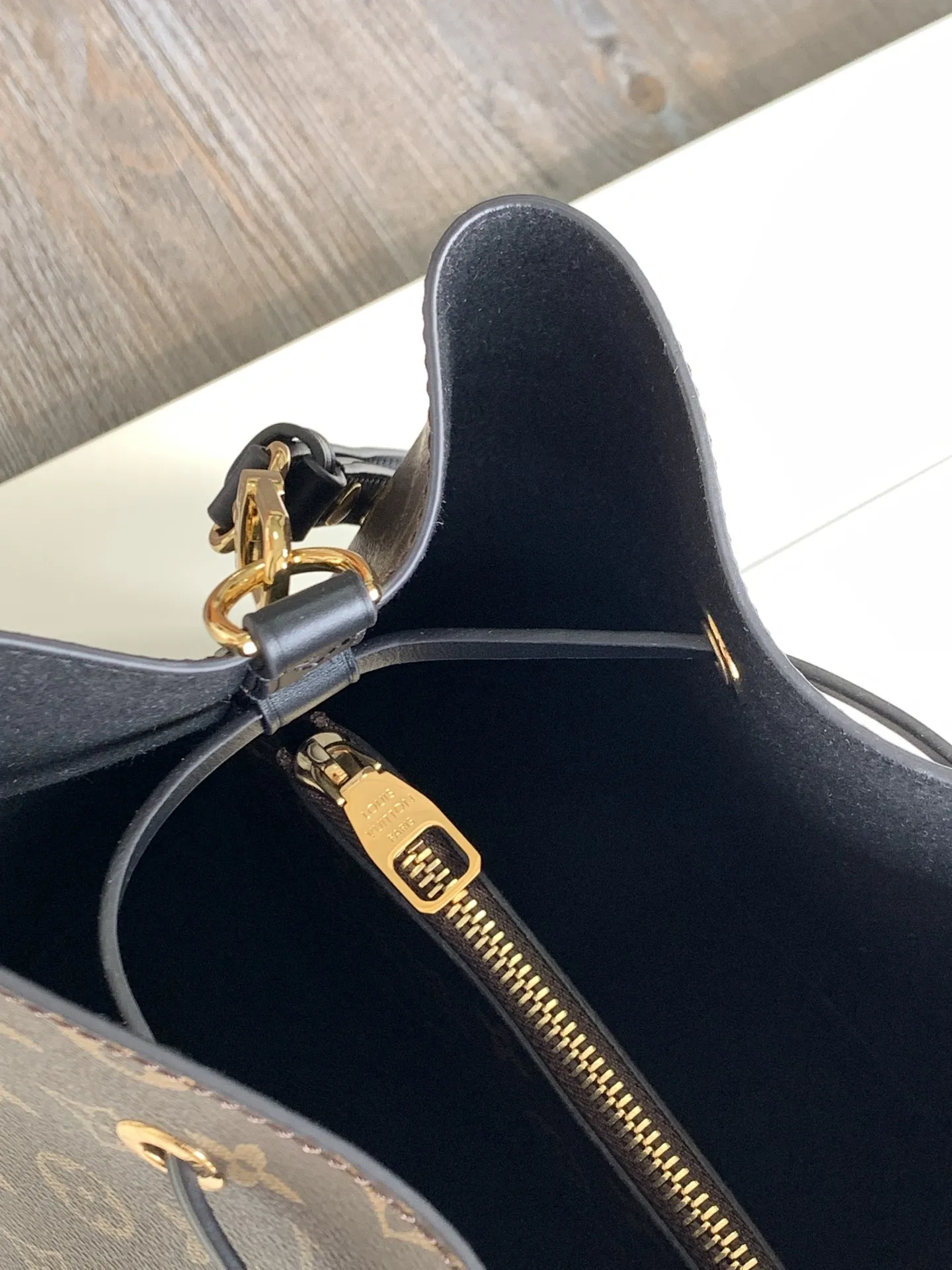 Louis Vuitton NéoNoé MM M44020 - Image 10