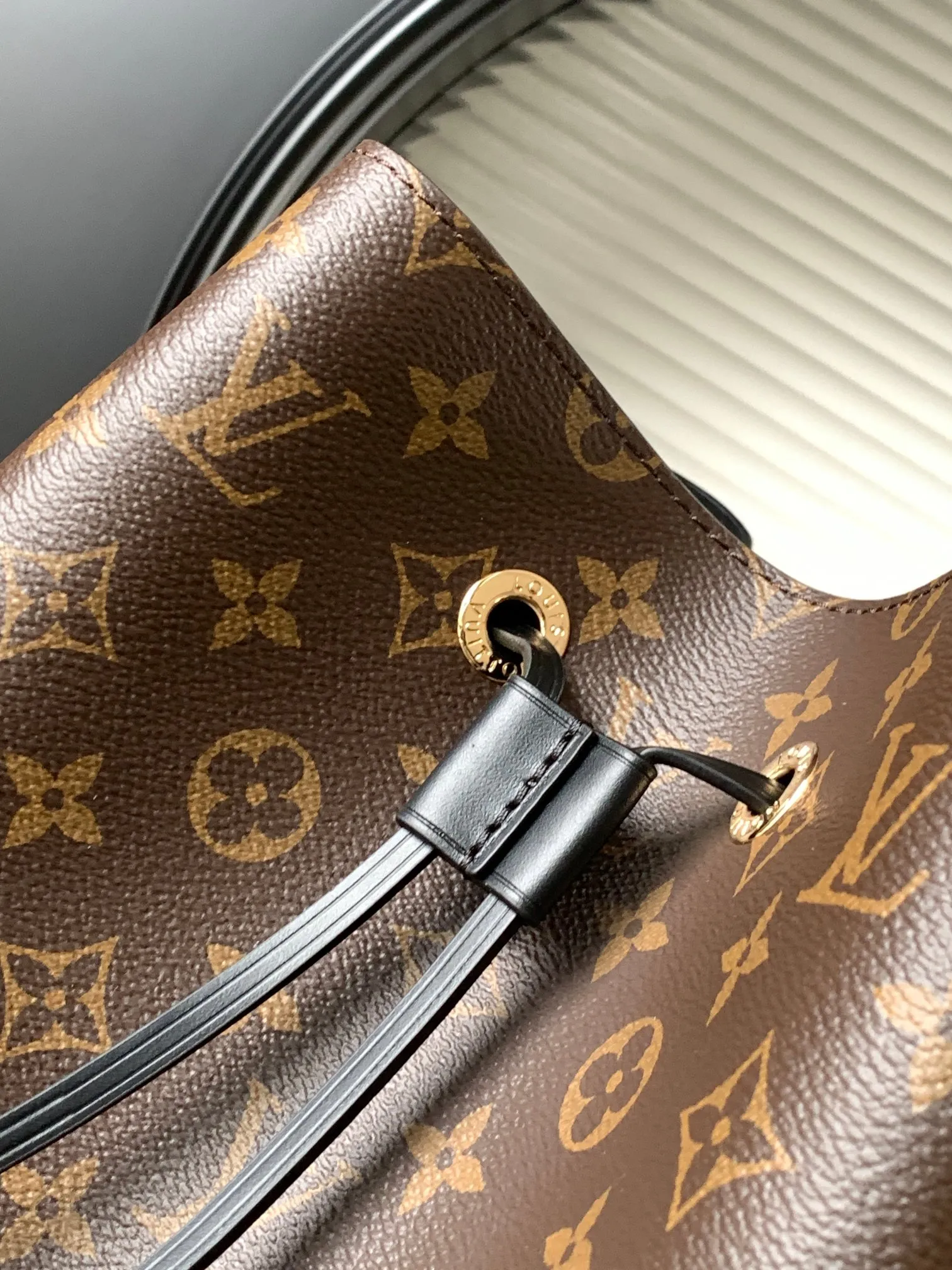 Louis Vuitton NéoNoé MM M44020 - Image 16