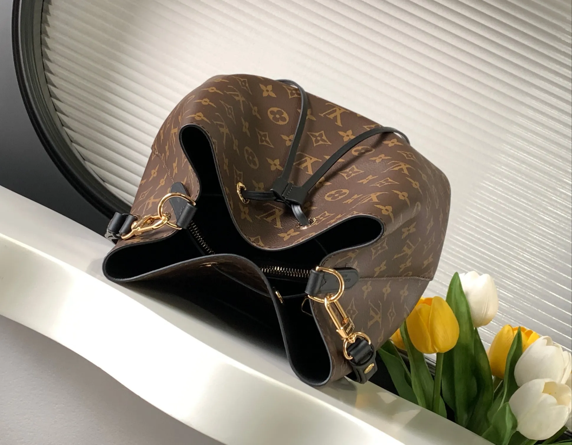 Louis Vuitton NéoNoé MM M44020 - Image 19