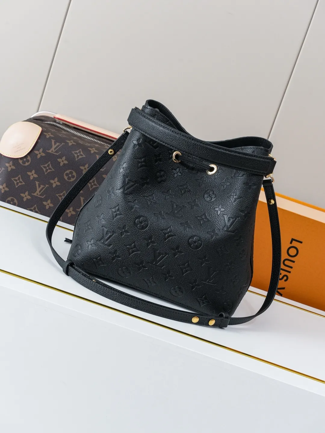Louis Vuitton NéoNoé MM M45256 - 图片 5