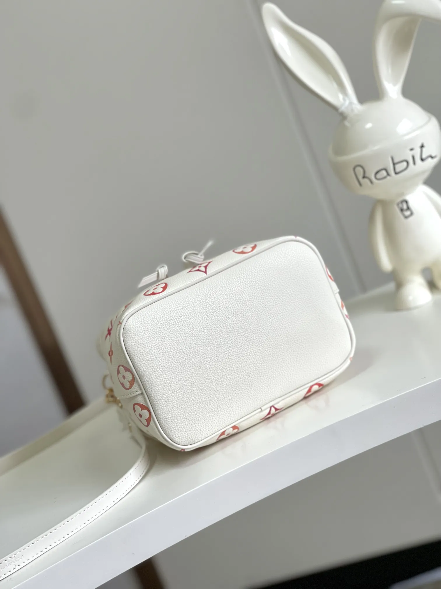 Louis Vuitton Néonoé BB M24649 - Image 6