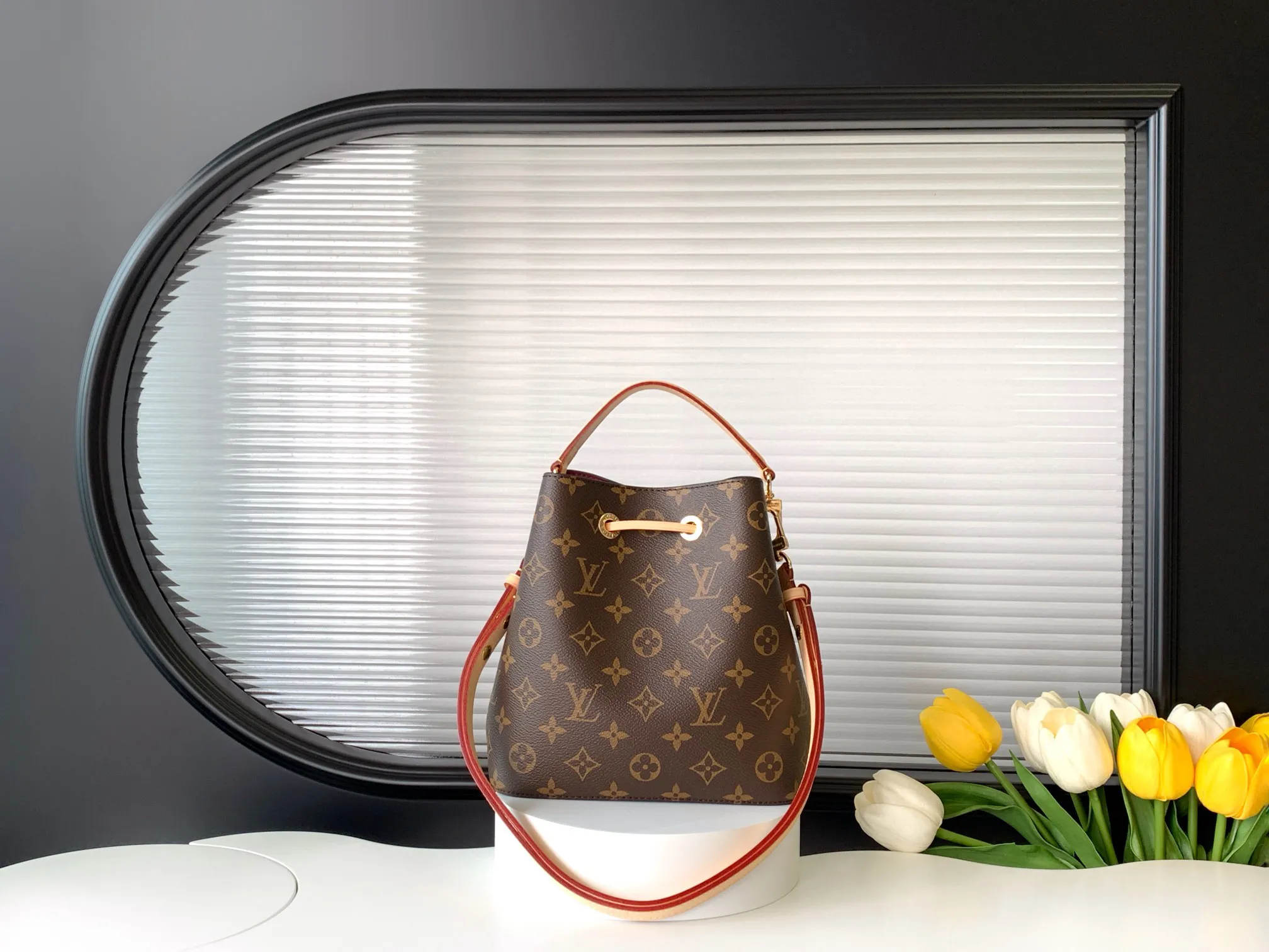 Louis Vuitton Néonoé BB M46581 - Image 5
