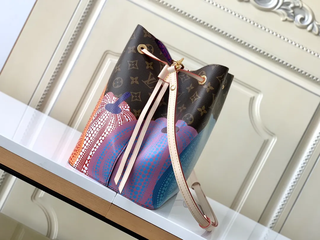 Alternative view of Louis Vuitton LV x YK NéoNoé MM M46473