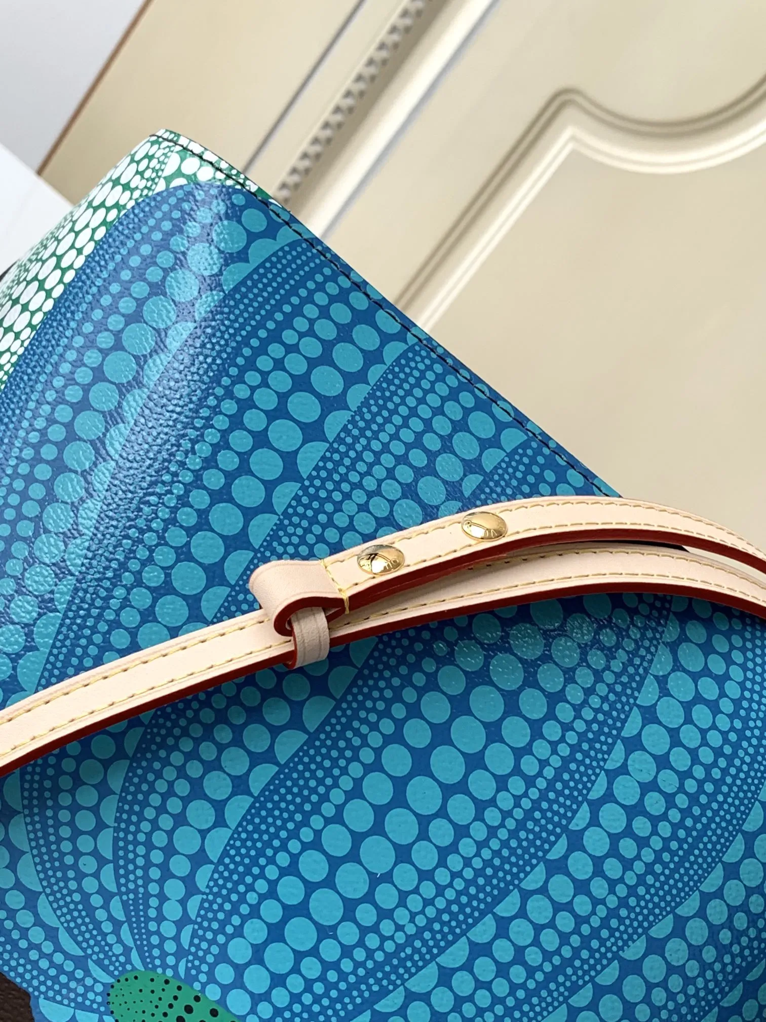 Louis Vuitton LV x YK NéoNoé MM M46473 - Image 7