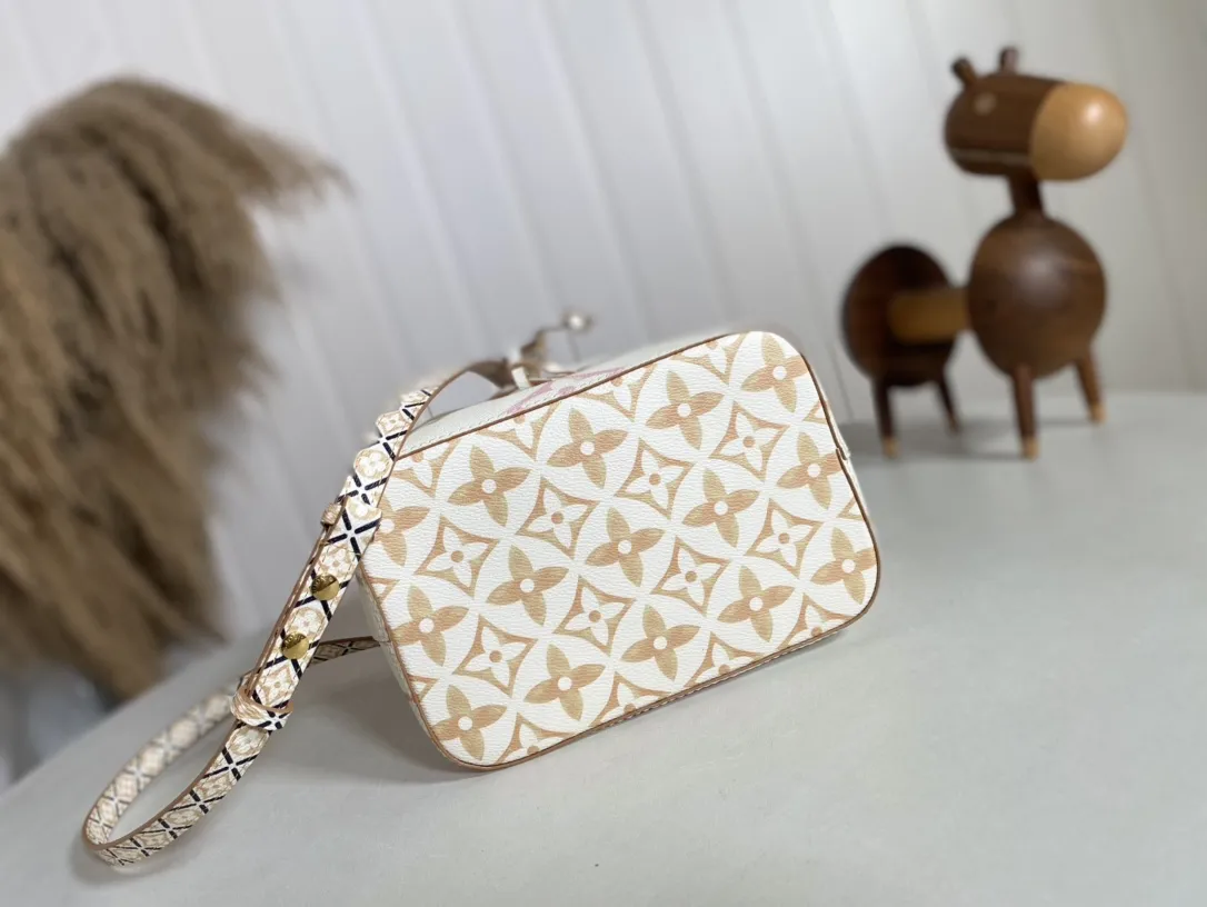 Louis Vuitton Néonoé BB M22985 - Image 5