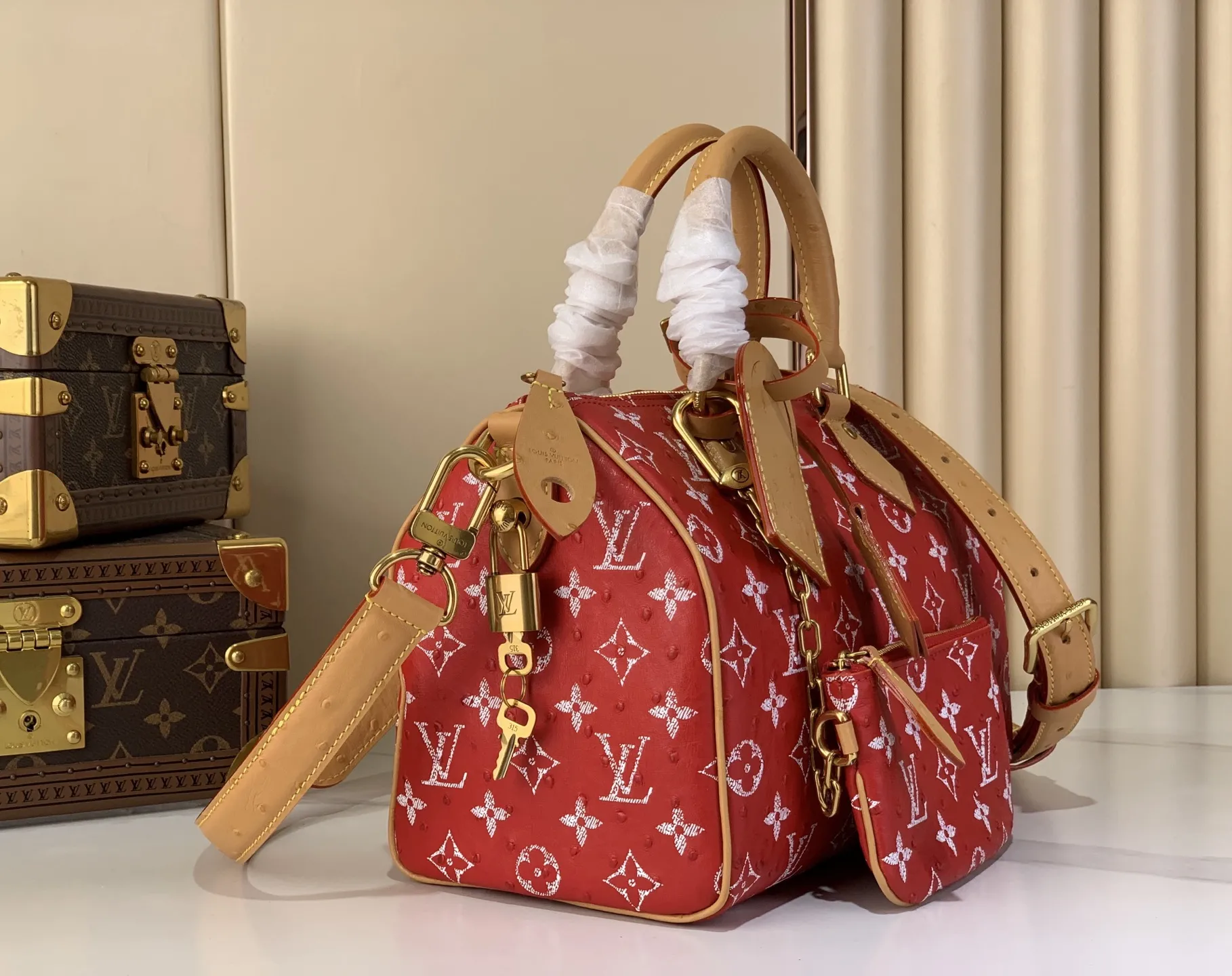 Louis Vuitton Speedy P9 Bandouli??re 30 Monogram Ostrich-Embossed Cowhide M14021 - 图片 4