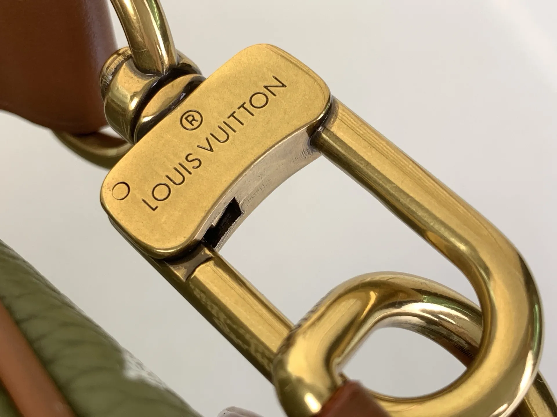 Louis Vuitton Speedy P9 Bandouli??re 30 Monogram Ostrich-Embossed Cowhide M14021 - 图片 8