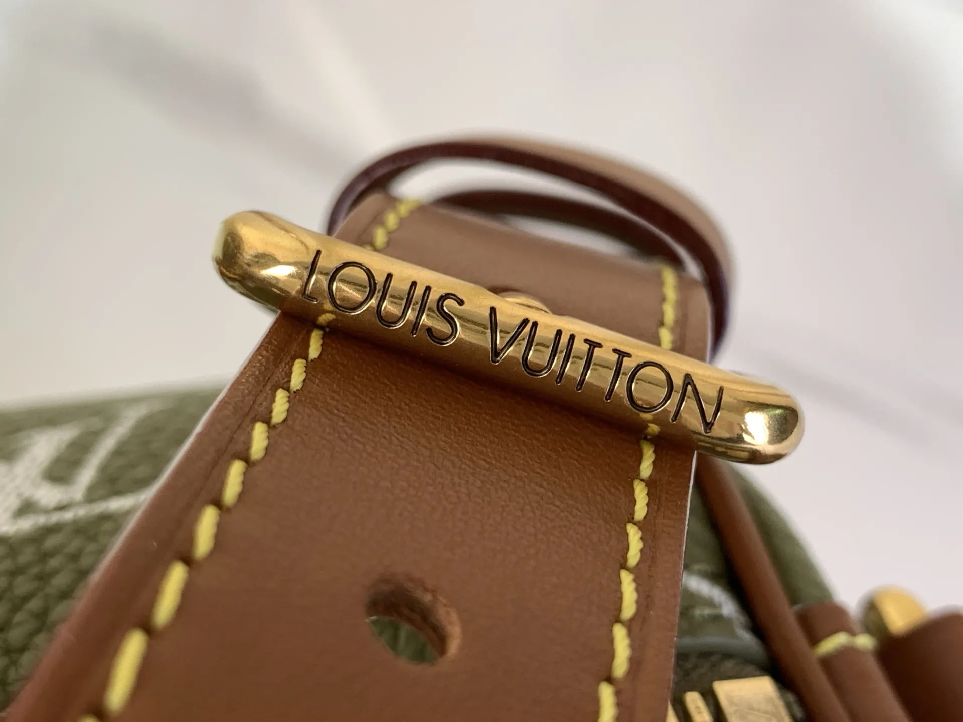Louis Vuitton Speedy P9 Bandouli??re 30 Monogram Ostrich-Embossed Cowhide M14021 - 图片 9